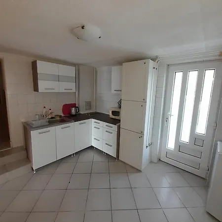 Napsugar Vendeghaz Apartamento *