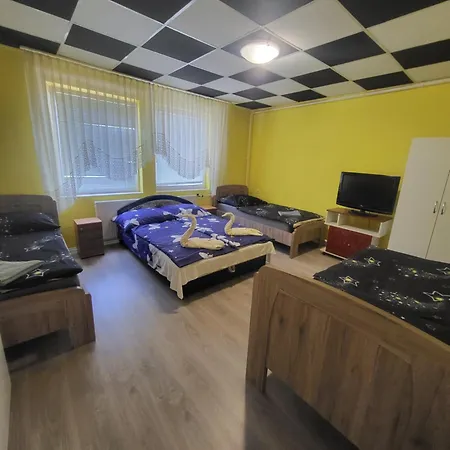Napsugar Vendeghaz Apartment Tiszaujvaros